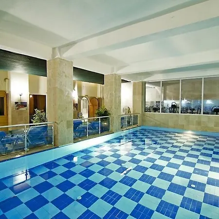 Arora Otel