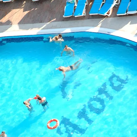 Arora 4* Κουσάντασι