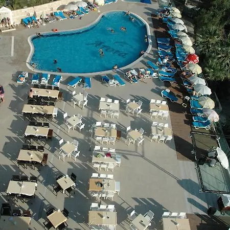 Otel Arora 4*