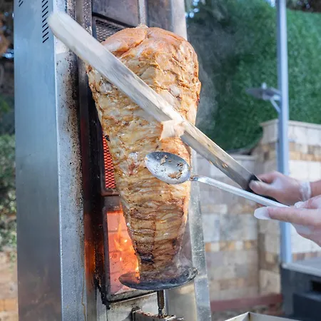Arora Kusadası