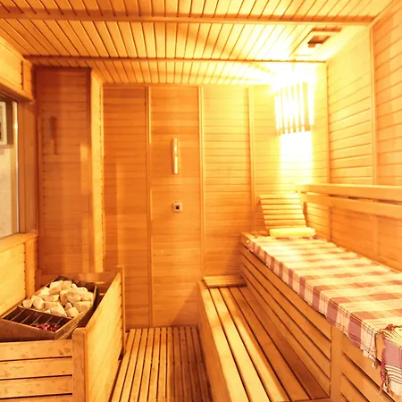 阿罗拉酒店 4* 库萨达斯