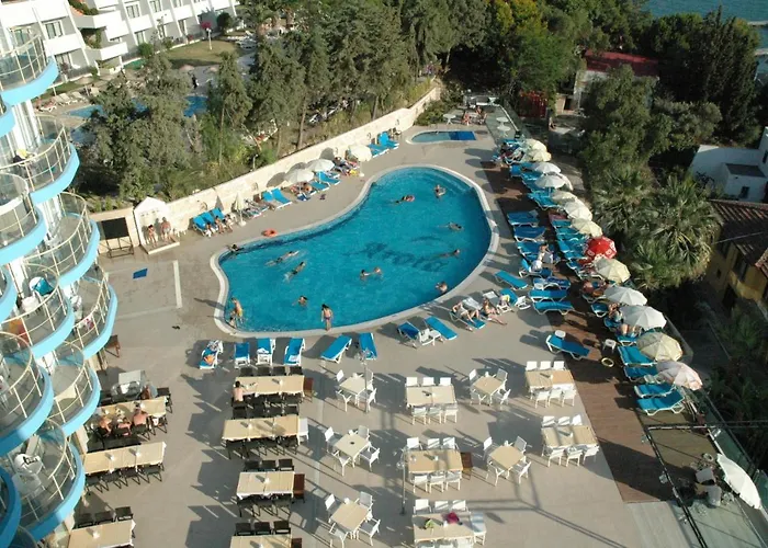 Hotel Arora 4*