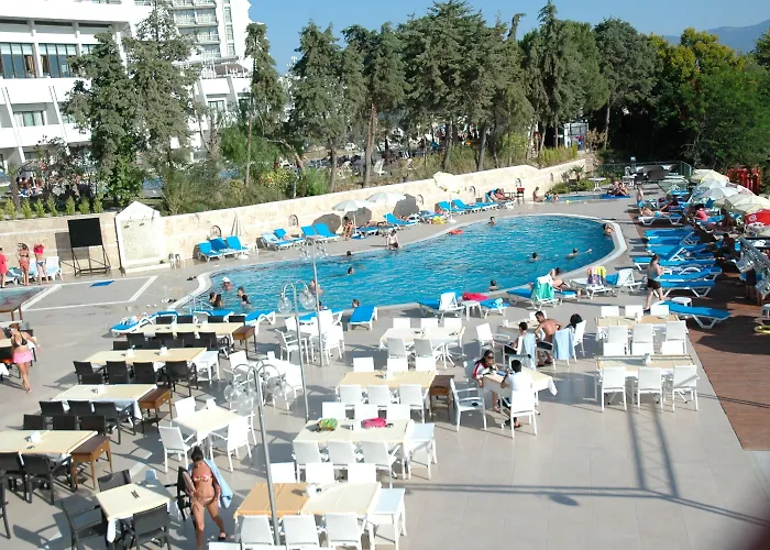 Hotel Arora 4*