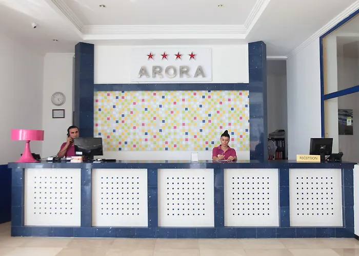 Hotel Arora 4*