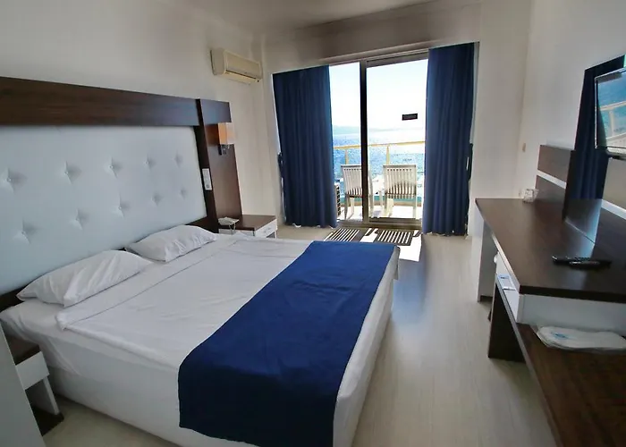 Arora Kusadası